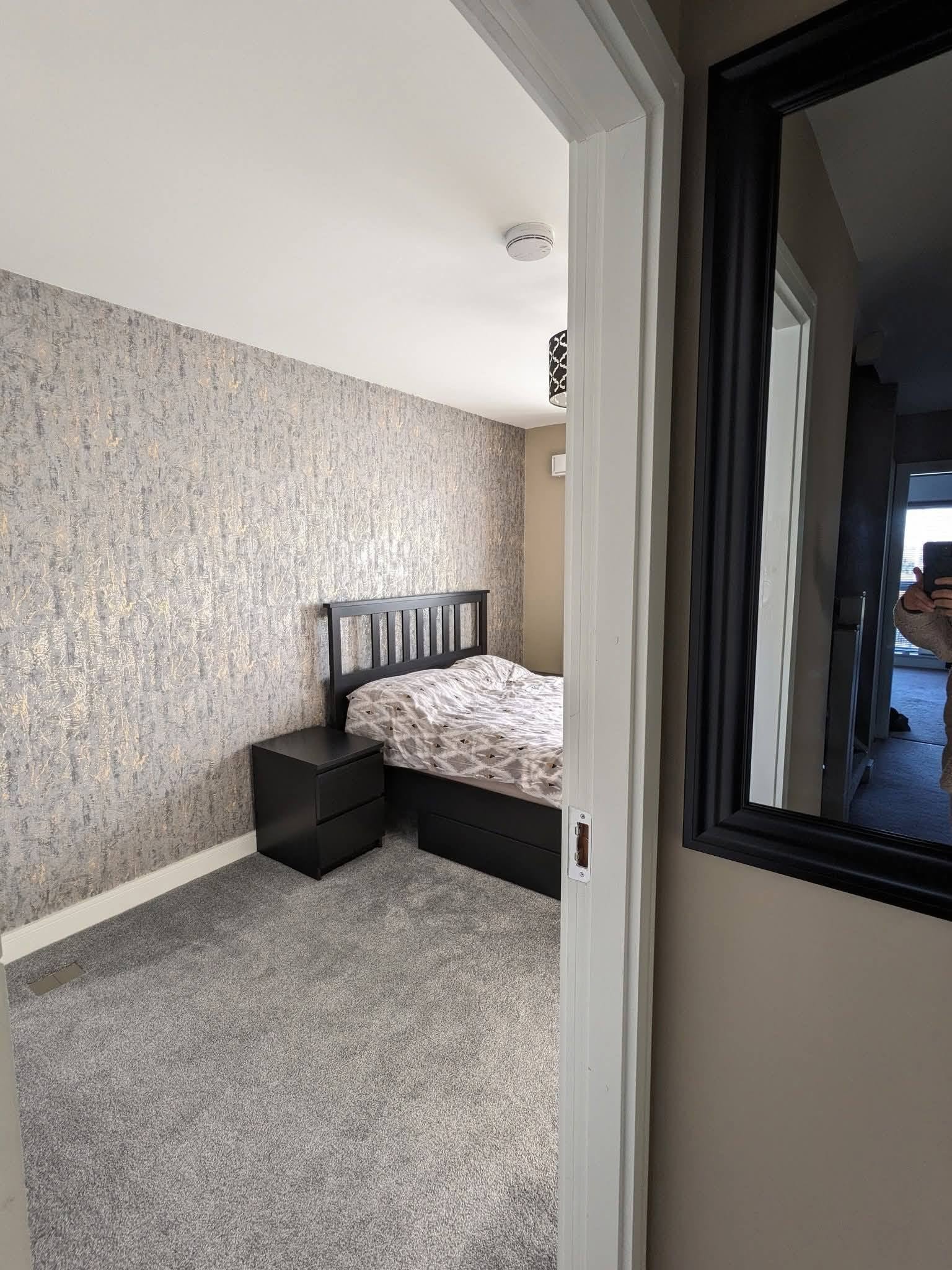 Single bedroom with separate bathroom in Parkside Boulevard, Dublin 13