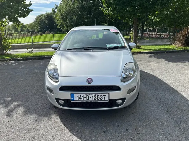 2014 Fiat Punto petrol manual